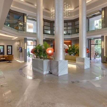 The Grand Blue Sky International Hotel Kusadası Exterior foto