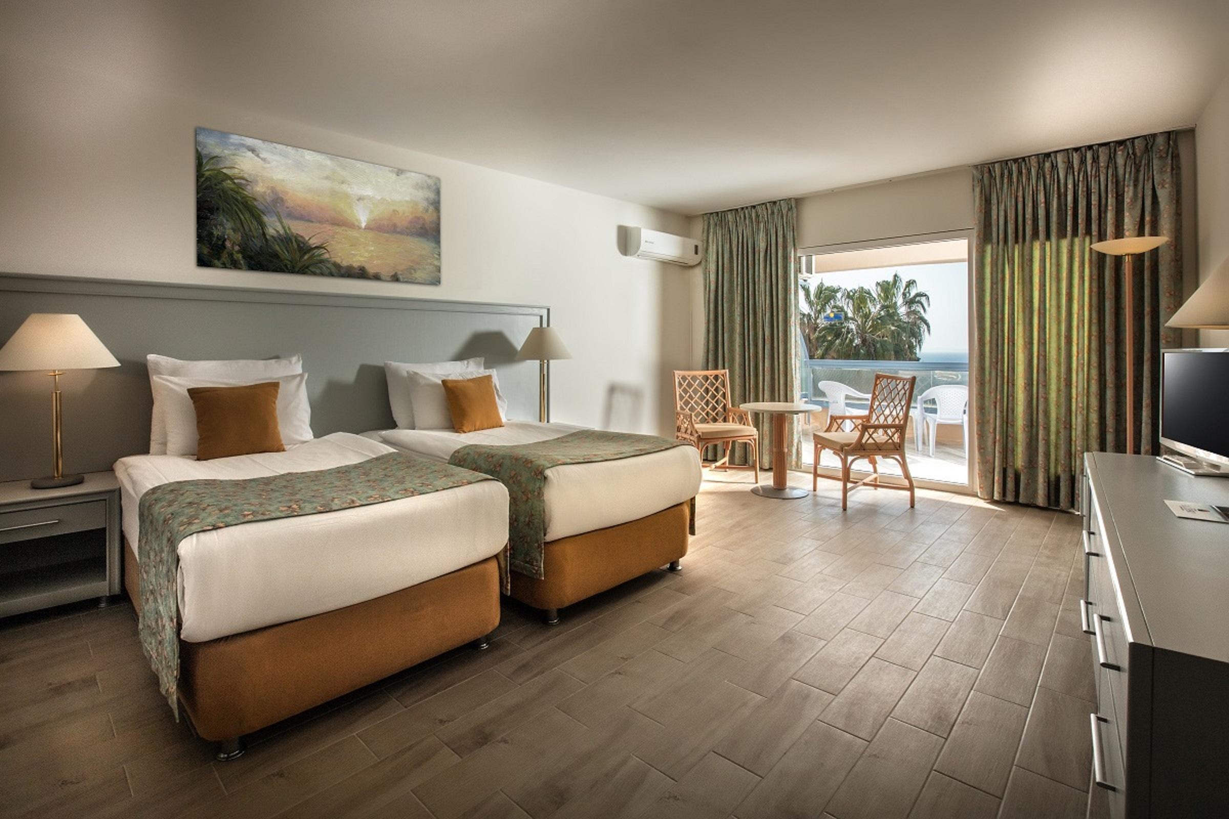 The Grand Blue Sky International Hotel Kusadası Exterior foto