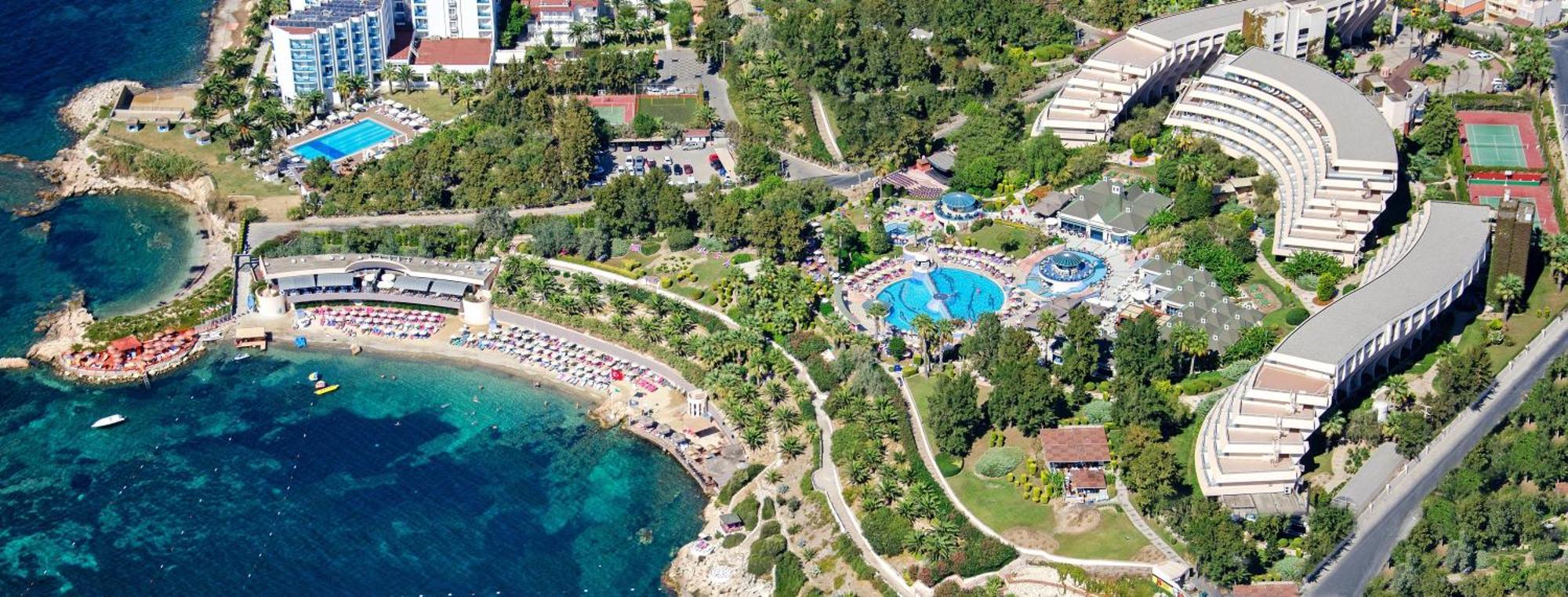The Grand Blue Sky International Hotel Kusadası Exterior foto