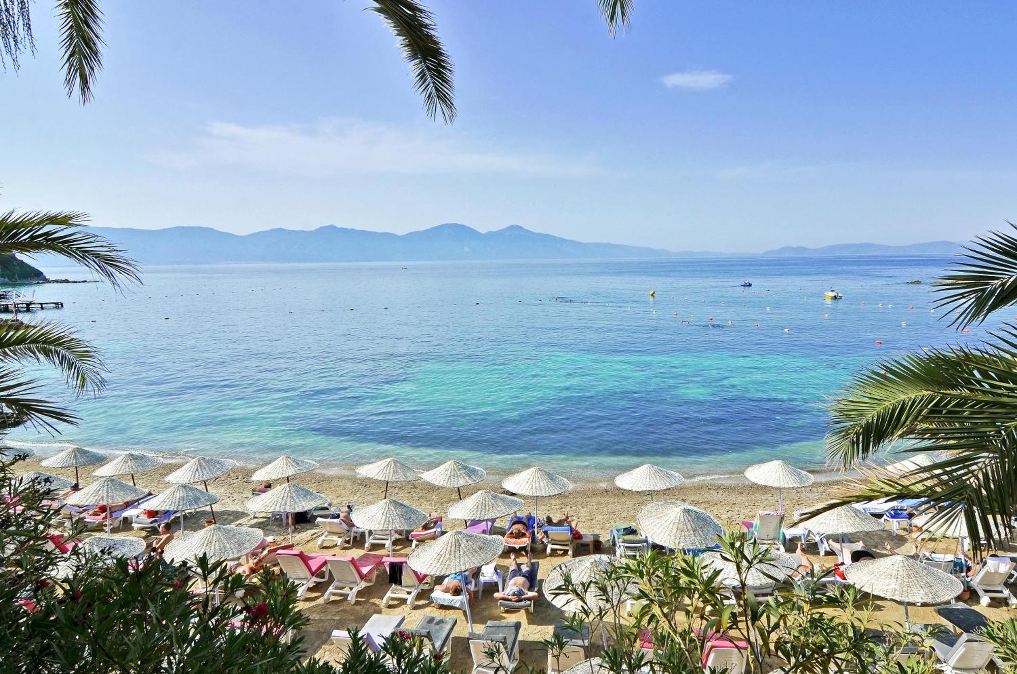 The Grand Blue Sky International Hotel Kusadası Exterior foto