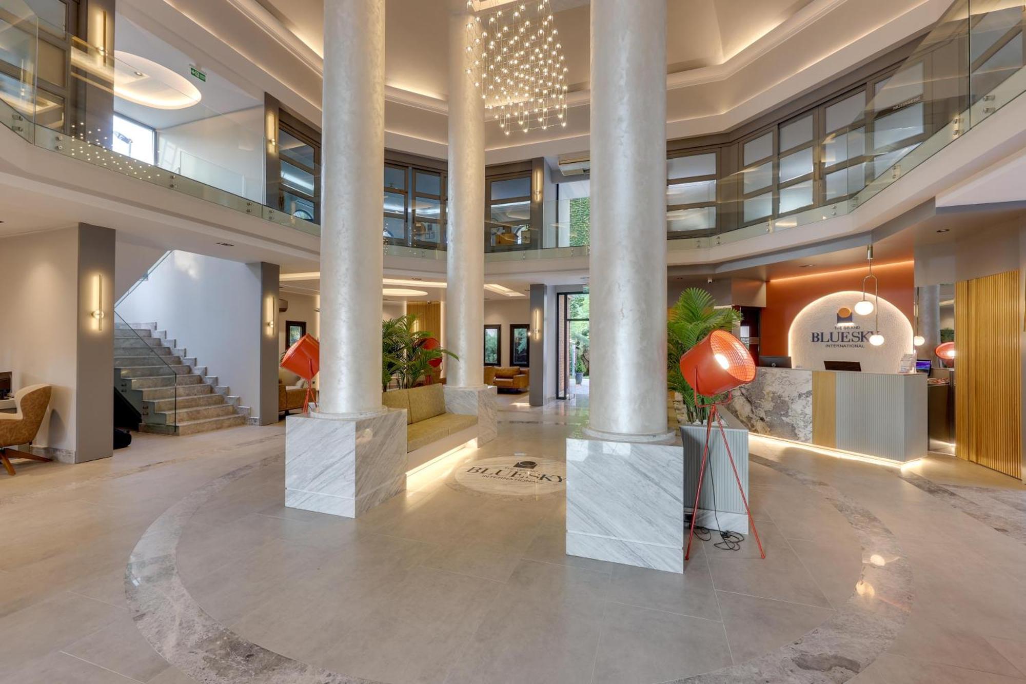 The Grand Blue Sky International Hotel Kusadası Exterior foto